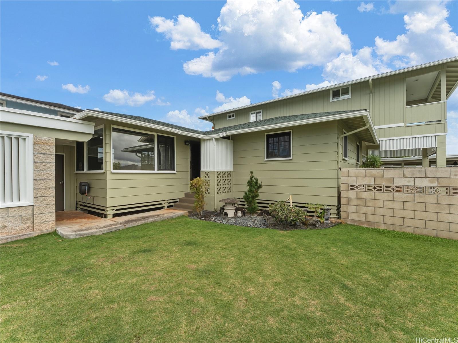 Click for more details 1961 Kinikohu Street