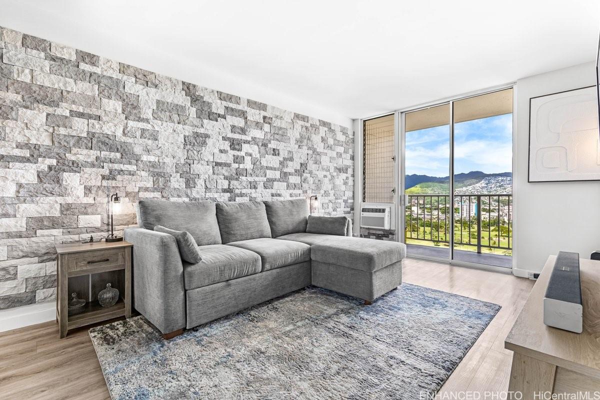 Photo 2 of 25