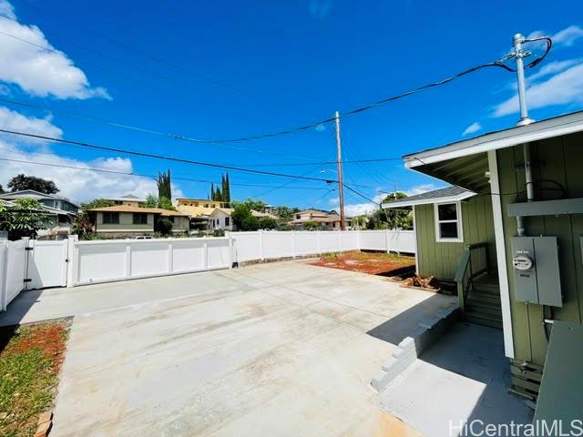 94-1143 Hiapo Street
