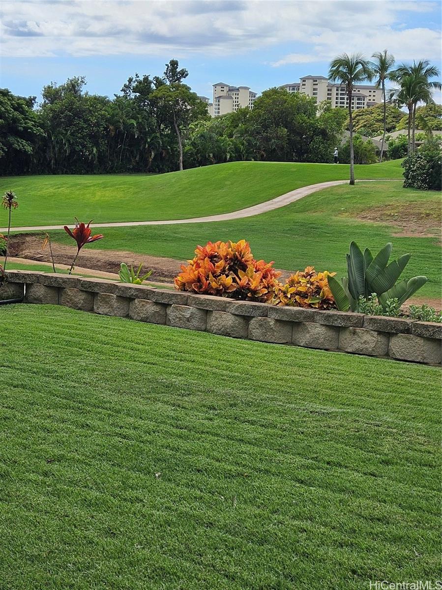 Click for more details 92 Aliinui Drive 23F