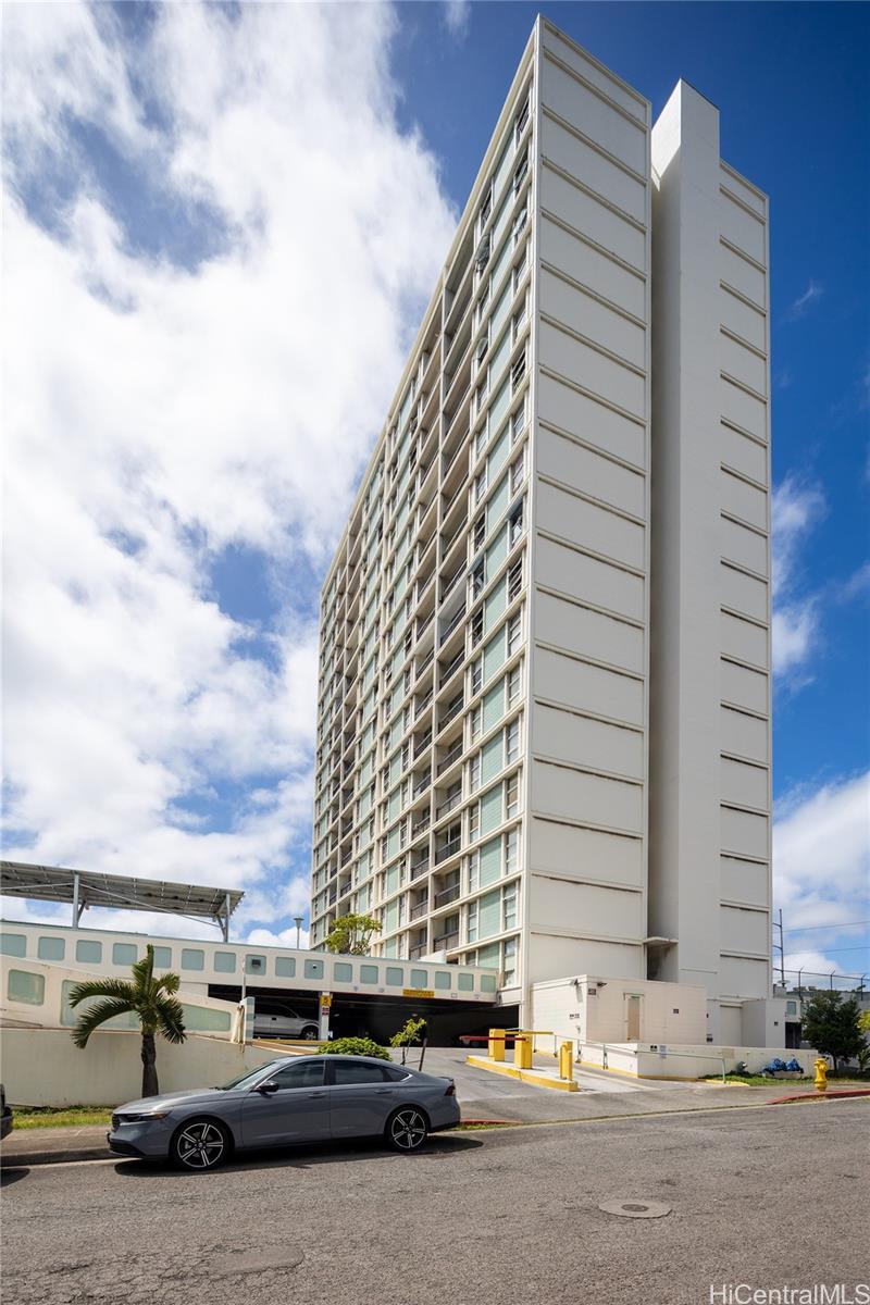 1425 Liliha Street 3B