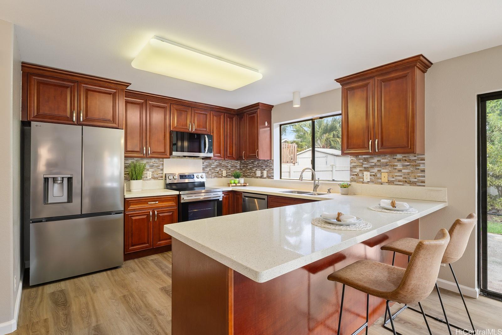 94-512 Meaaina Place