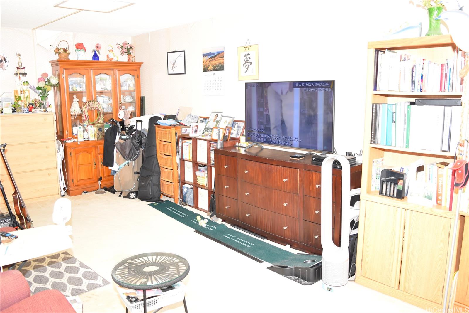 Photo 6 of 18