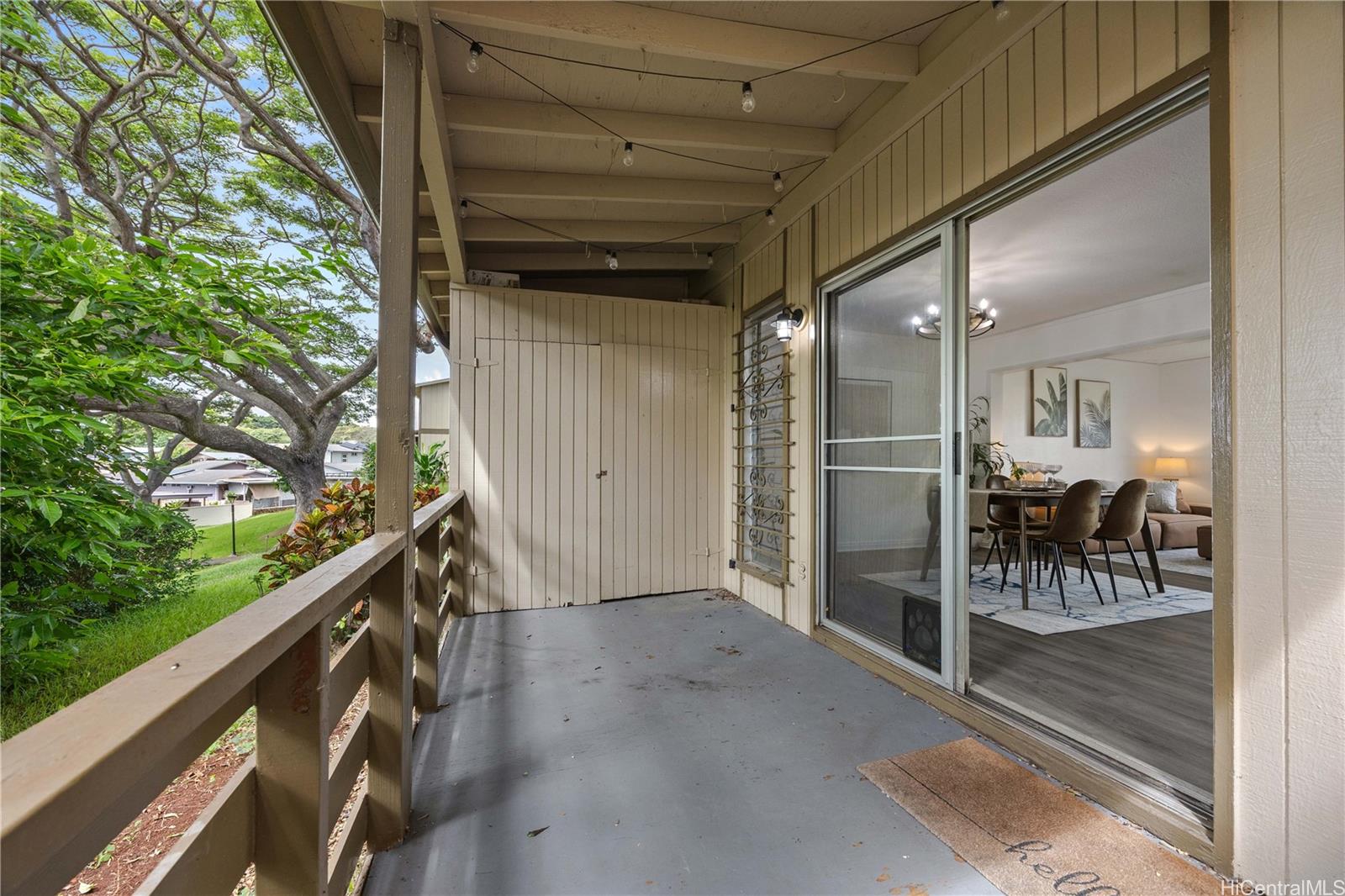 Photo 19 of 24