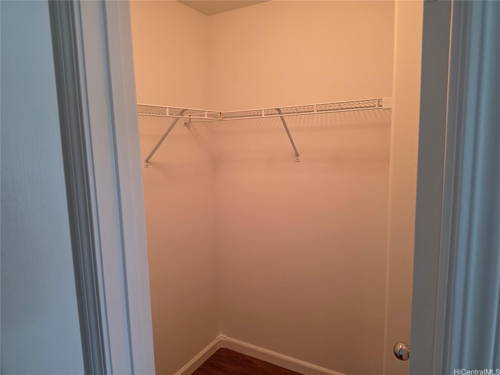 Photo 18 of 23