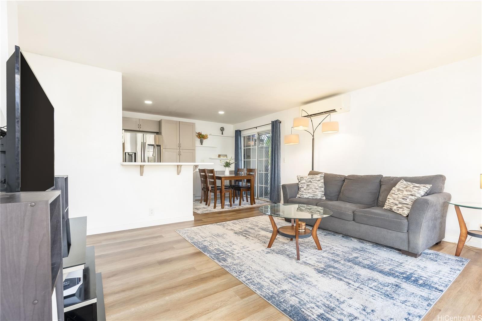 Click for more details 94-1449 Waipio Uka Street K102