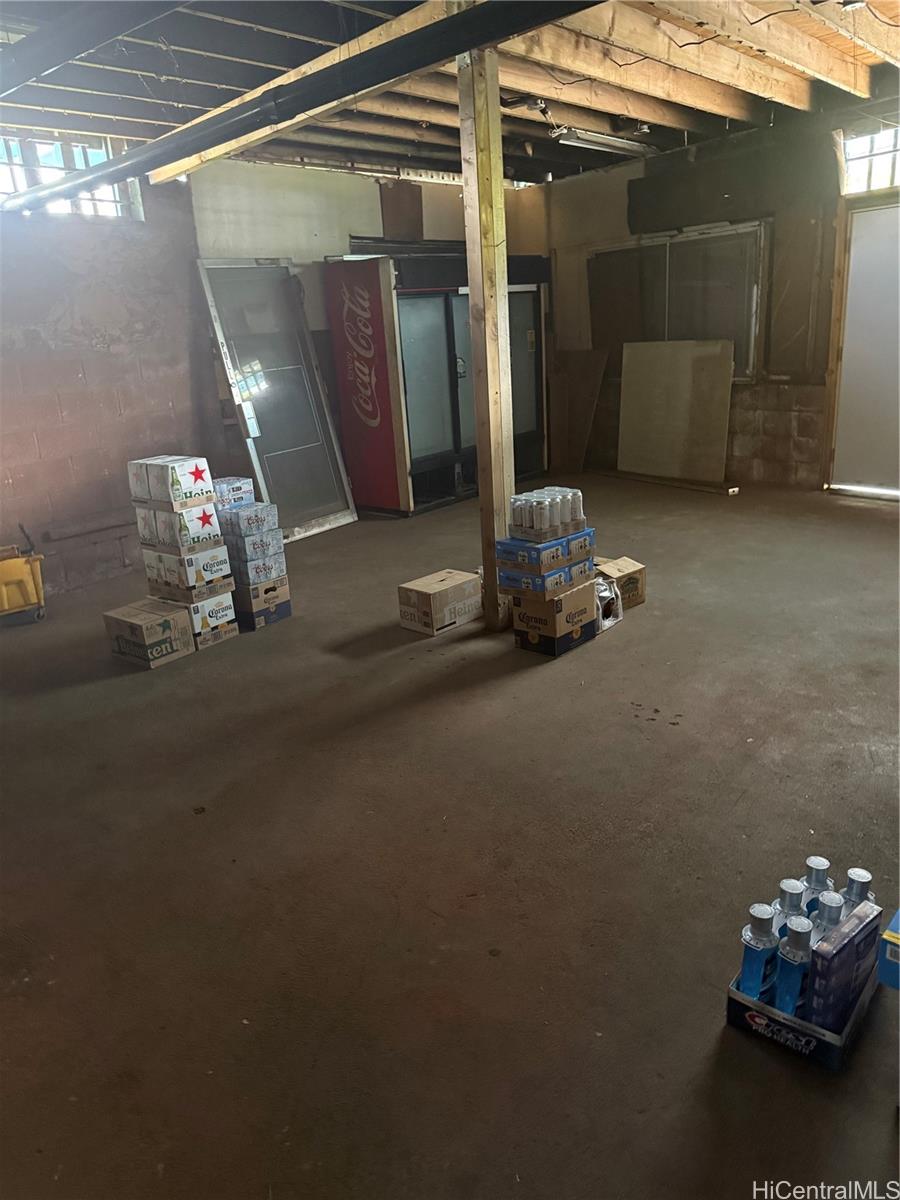 Photo 7 of 25