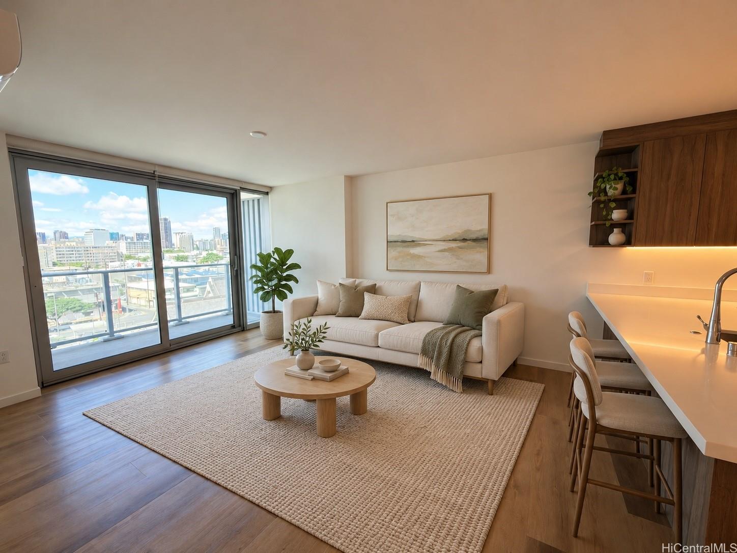 Click for more details 1515 Liona Street 704