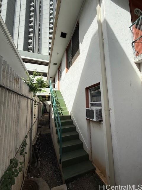 Photo 17 of 21