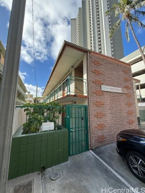 Photo 4 of 21