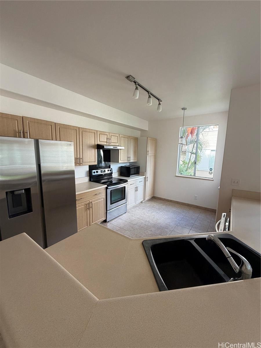 95-962 Wikao Street G101