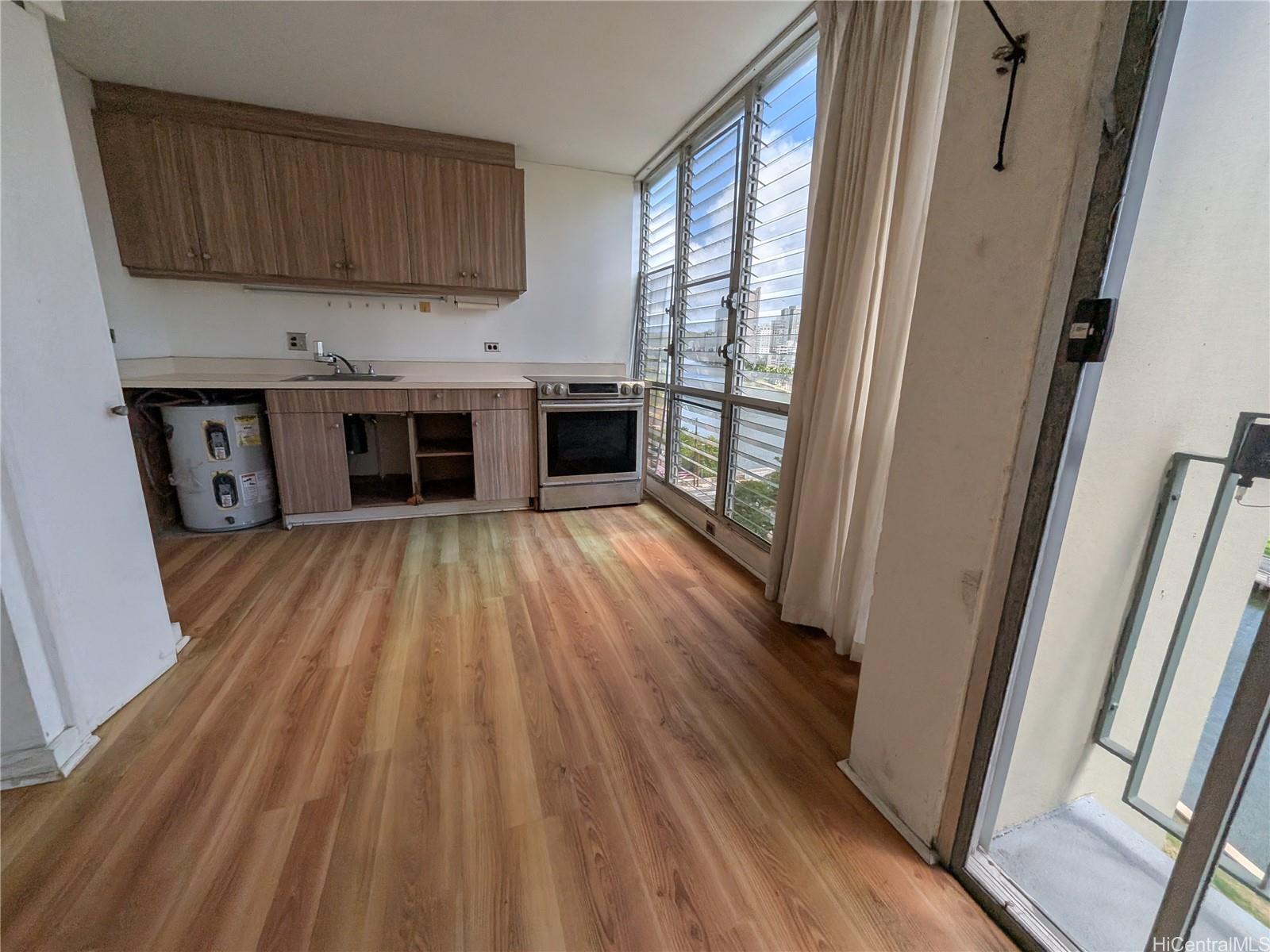 620 Mccully Street  Unit 903