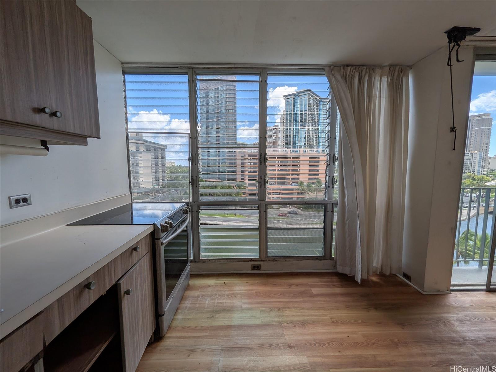 620 Mccully Street  Unit 903