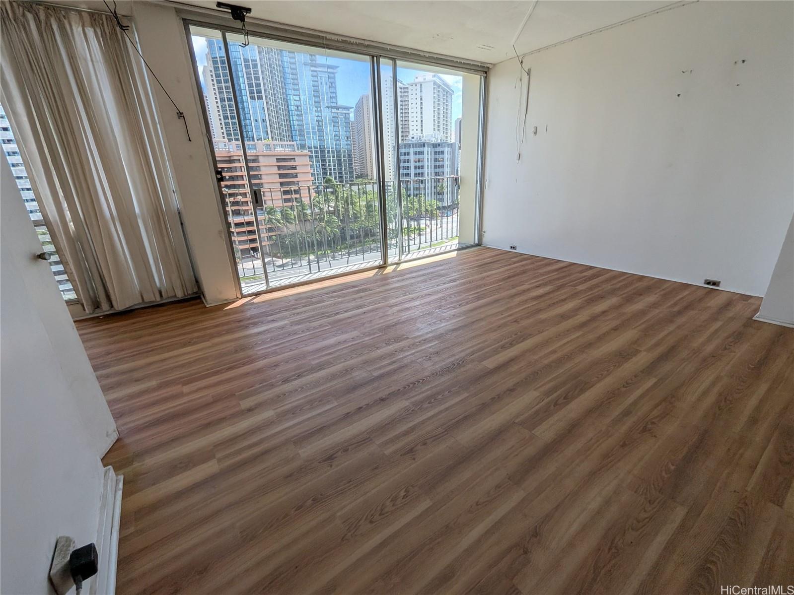 620 Mccully Street  Unit 903