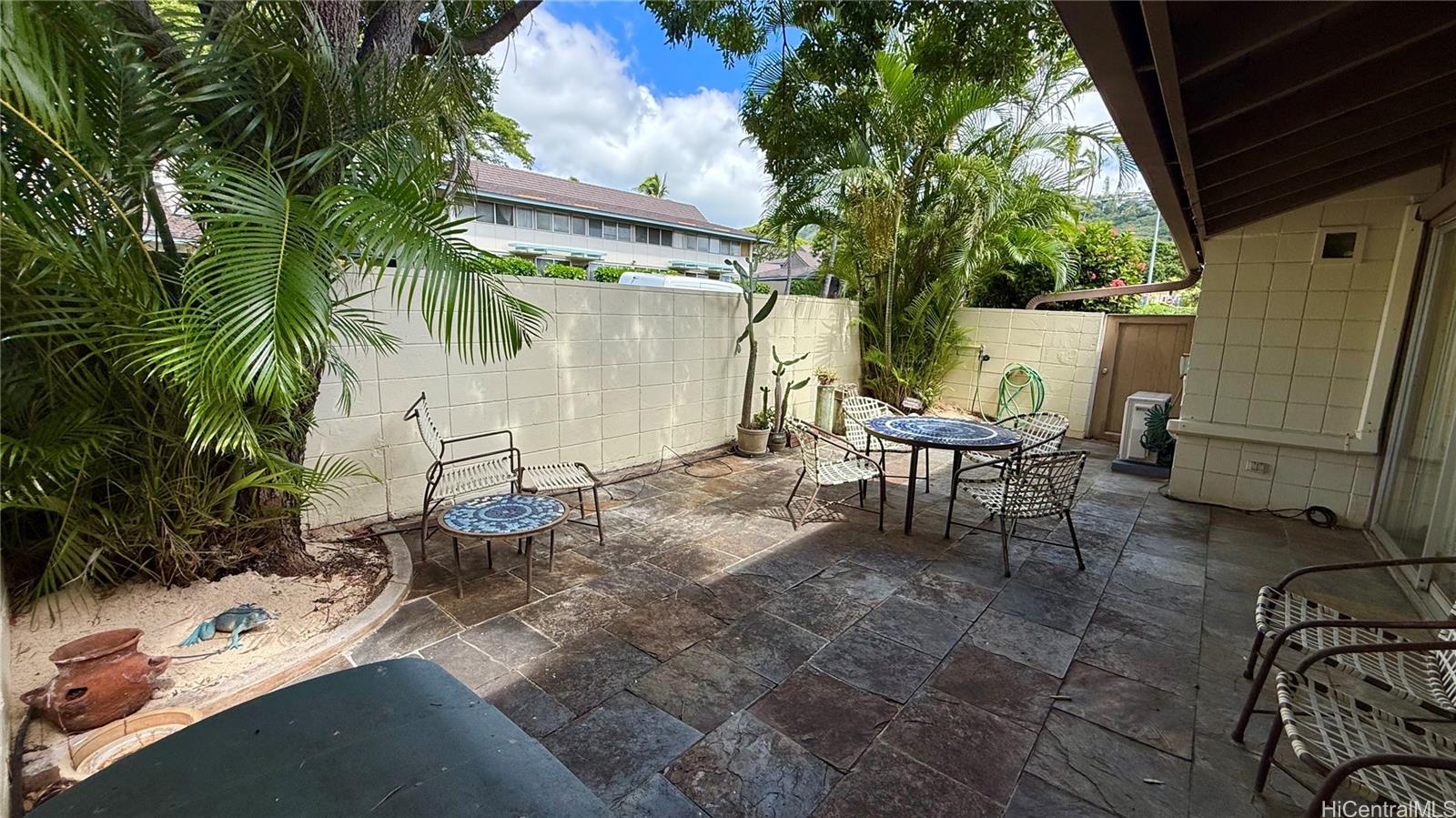 1441 Hunakai Street  Unit 1