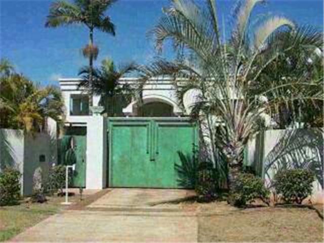4758 Kahala Avenue 4758 Kahala Avenue