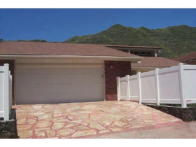 1360 Kaeleku Street