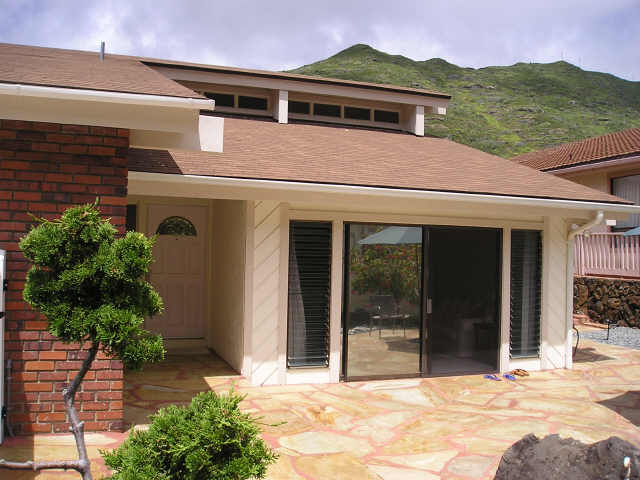 1360 Kaeleku Street