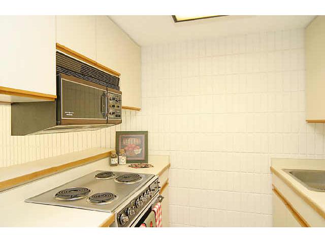 855 Makahiki Way  Unit 207