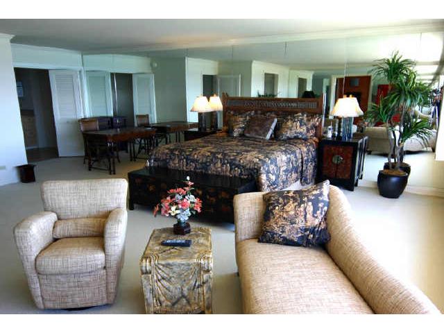 2895 Kalakaua Avenue  Unit 1403/1404/1405