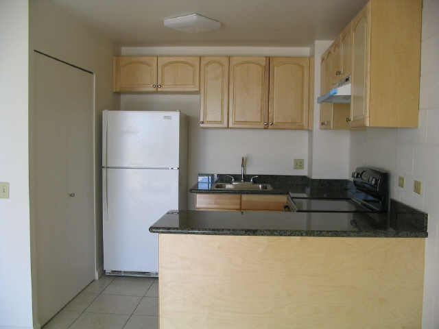 2474 Kapiolani Boulevard  Unit 1701