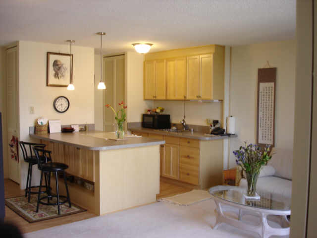 320 Liliuokalani Avenue  Unit 902