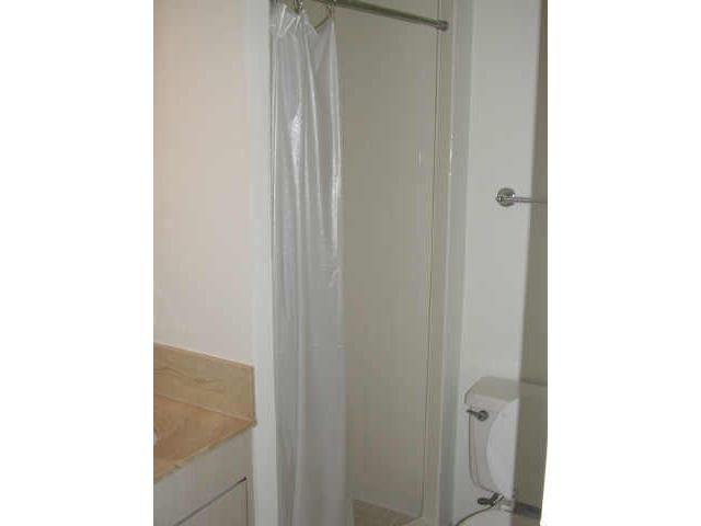 225 Queen Street  Unit 19/F