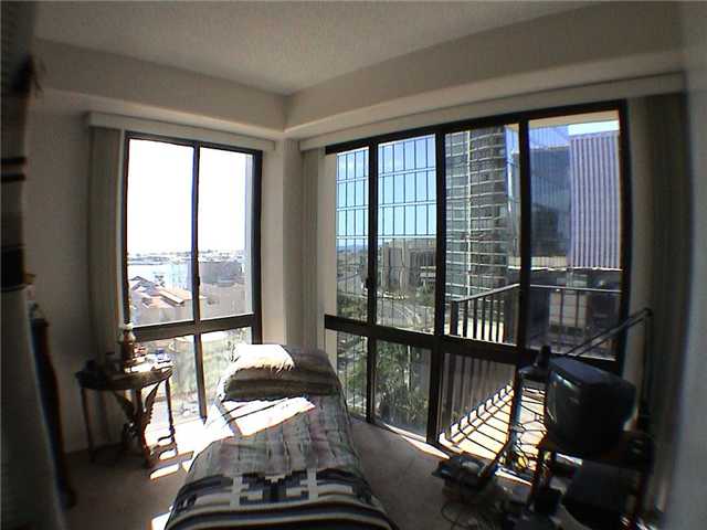 225 Queen Street  Unit 14/A
