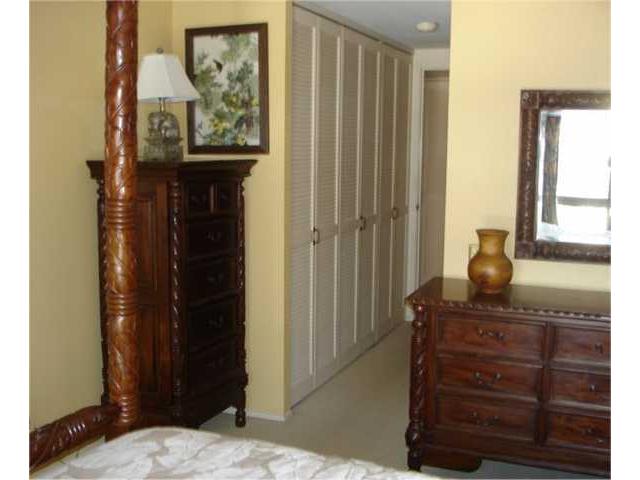 700 Richards Street  Unit 1206