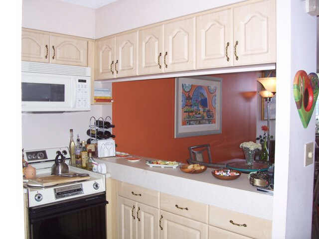 555 University Avenue  Unit 2502