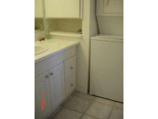 411 Hobron Lane  Unit 910