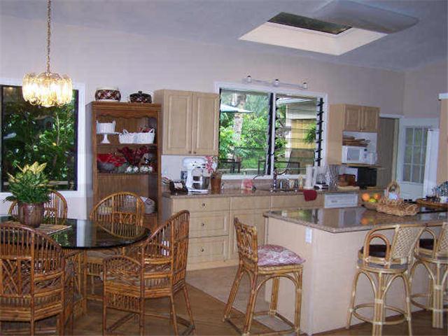 51-015 Lau Place