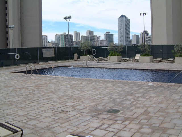 2499 Kapiolani Boulevard  Unit 3705