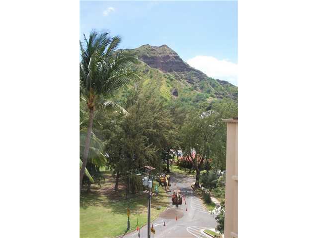 2979 Kalakaua Avenue  Unit 601