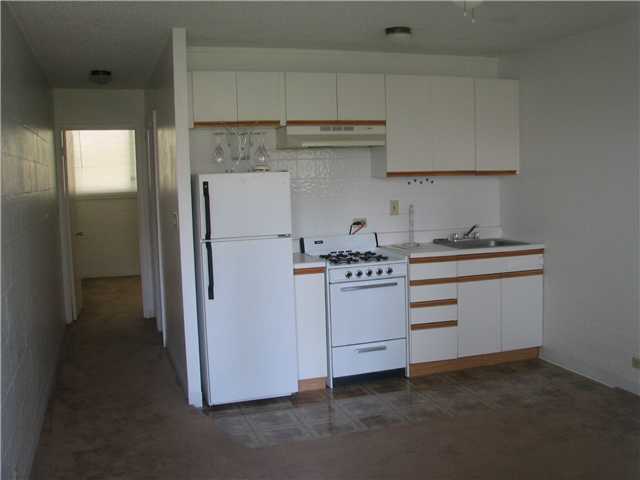 1867 Kaioo Drive  Unit 404