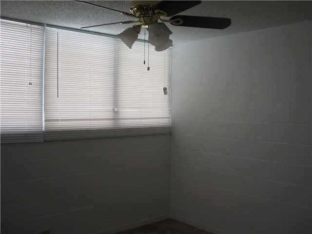 1867 Kaioo Drive  Unit 404
