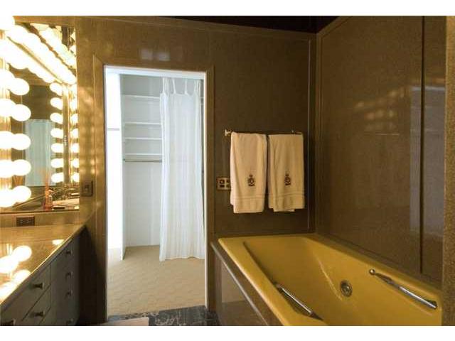 3003 Kalakaua Avenue  Unit 5B