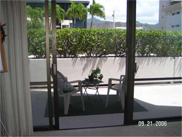 700 Richards Street  Unit 706