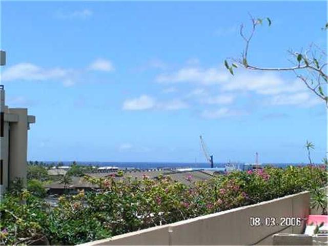 700 Richards Street  Unit 706