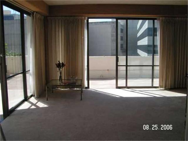 700 Richards Street  Unit 706