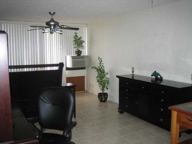 2040 Nuuanu Avenue  Unit 1203