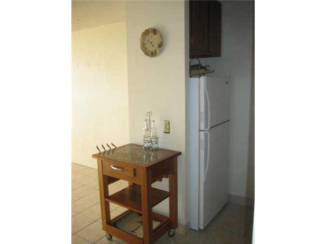 2040 Nuuanu Avenue  Unit 1203