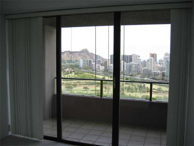581 Kamoku Street  Unit EWA/3002
