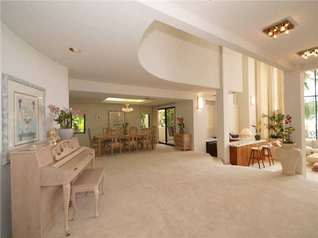213 Kaalawai Place