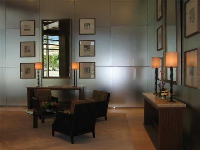 1177 Queen Street  Unit 3501