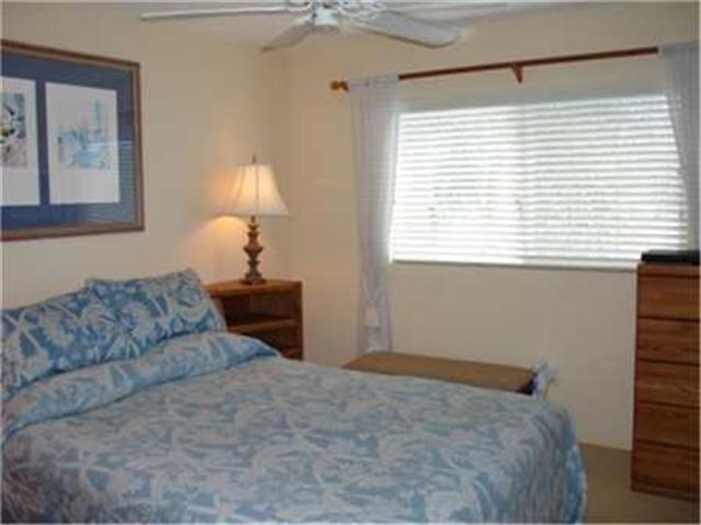 911025 Kaileolea Drive  Unit J4
