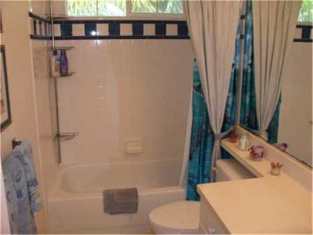 911025 Kaileolea Drive  Unit J4