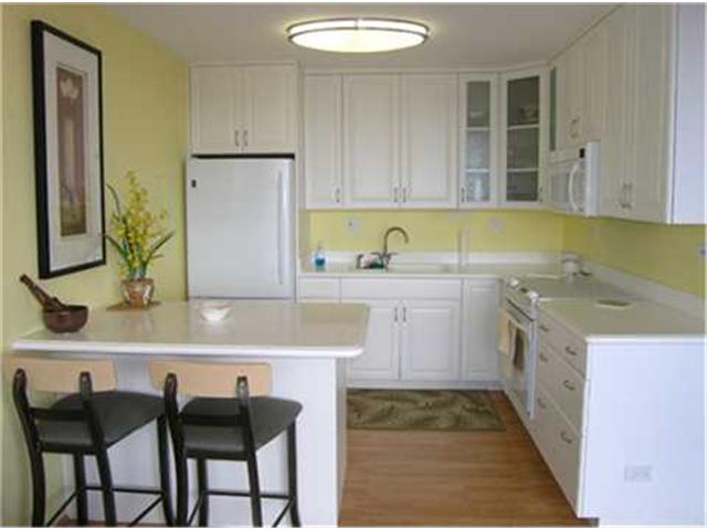 2754 Kuilei Street  Unit 704