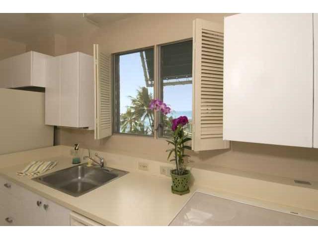 2969 Kalakaua Avenue  Unit 505