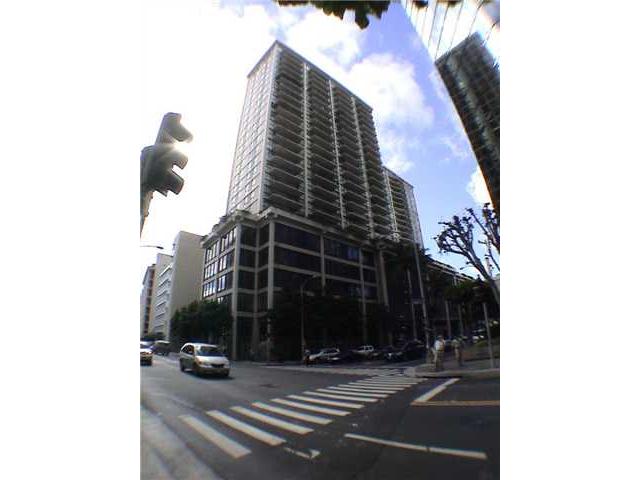 225 Queen Street  Unit 14/A